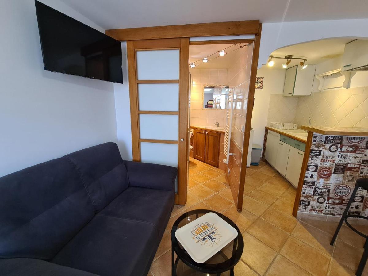 Studio Vintage Carnoules  Εξωτερικό φωτογραφία
