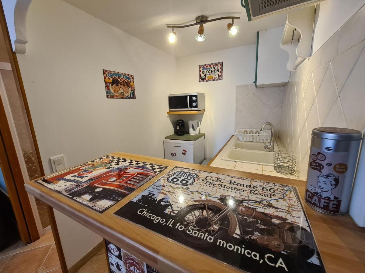 Studio Vintage Carnoules  Εξωτερικό φωτογραφία